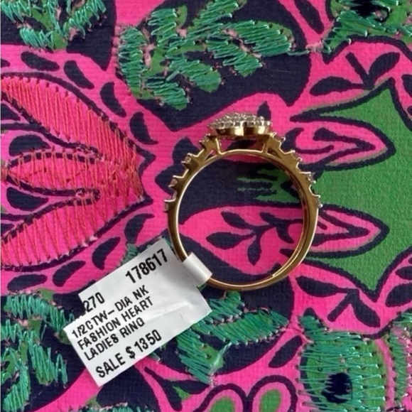 10k yellow gold/diamond ring - Picture 4 of 7